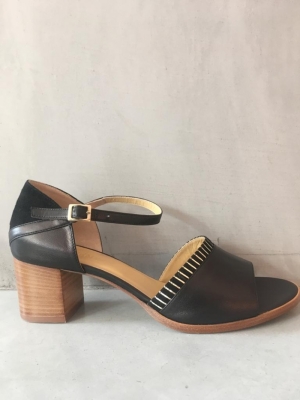 LONNE BLACK zwart