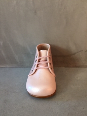 bota charol pearl nude blob roos