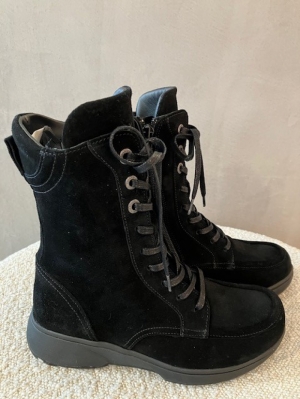 Emilia black zwart