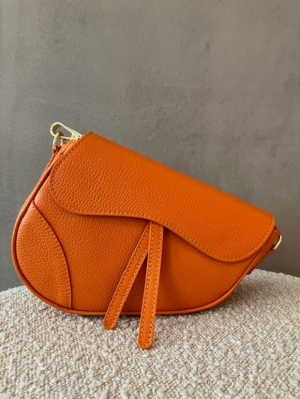 LEDEREN ORANJE TAS TYPE DIOR oranje