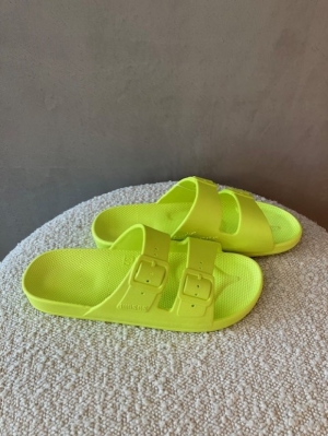 Lime geel