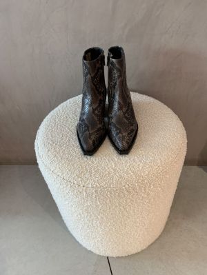  grijs