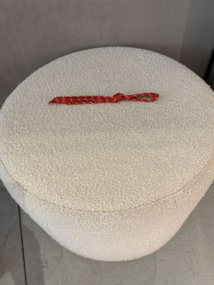 rode veter spikkel rood