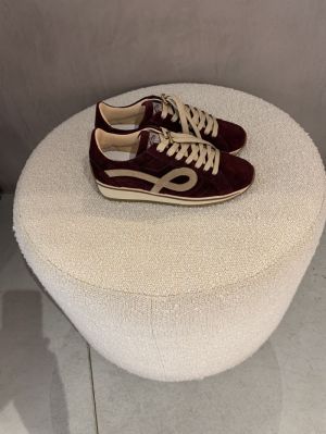 Mikki Eve bordeaux