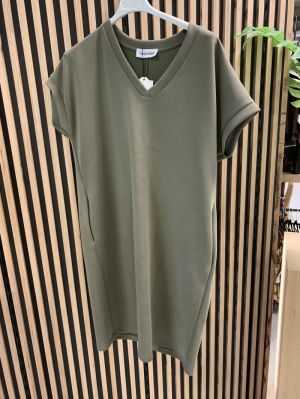 kleedkaki kaki